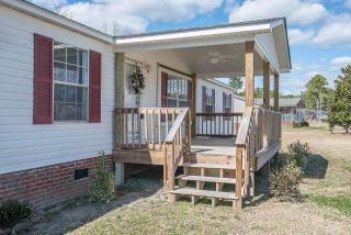 171 Aberdeen Ln, Jacksonville, NC 28540-8429
