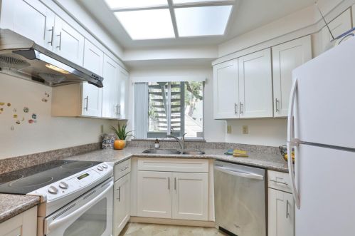 1596 Thornleaf Way, San Jose CA  95131-2968 exterior