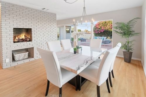 2105 Velez Dr, Rancho Palos Verdes CA  90275-1427 exterior