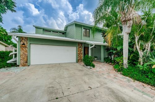 26 Cypress Dr, Palm Harbor, FL 34684-1210