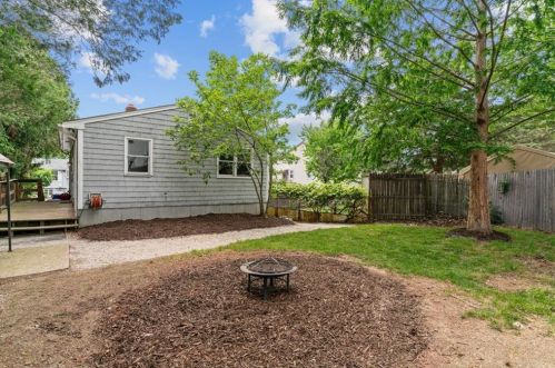 74 Thelma St, Providence RI  02904-4561 exterior