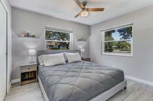 266 12th St, Delray Beach FL  33444-2916 exterior