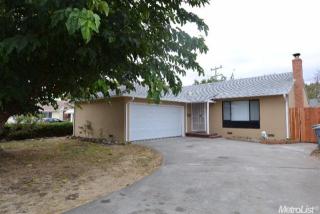 8 Grennan Ct, Vallejo, CA 94591-6555