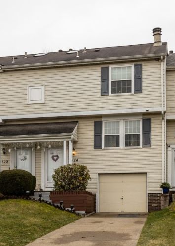 2524 Hawthorne Dr, Noblestown, PA 15071-1417