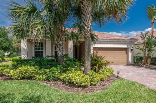 11905 Autumn Fern Ln, Orlando, FL 32827-7232