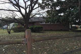 605 Henderson Dr, Jacksonville, NC 28540-4934