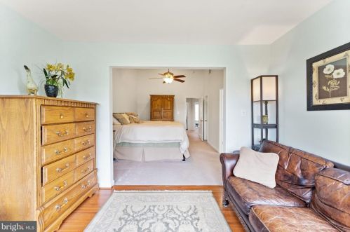 6352 Cullen Pl, Haymarket VA  20169-5400 exterior