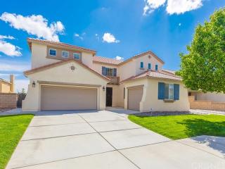 43236 Emilia Ln, Lancaster, CA 93535-2990