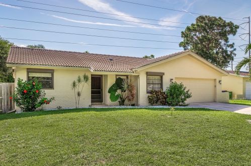 86 Talley Dr, Palm Harbor, FL 34684-4648