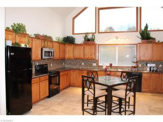 36650 Bainbridge Rd, Cleveland OH  44139-3131 exterior
