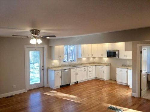 518 Maple St, Danvers MA  01923-4032 exterior