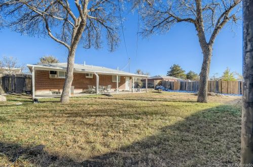 9081 Grove St, Westminster CO  80031-7404 exterior