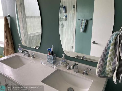 271 151 Ave, Hollywood FL exterior