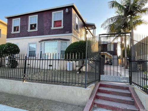 1885 Chestnut Ave, Long Beach, CA 90806-6166