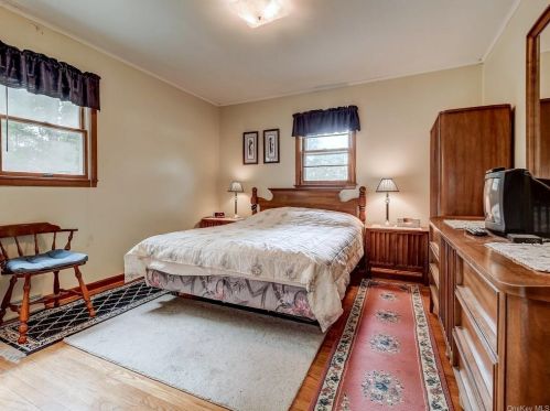 490 Bullville Rd, Montgomery NY  12549-1870 exterior