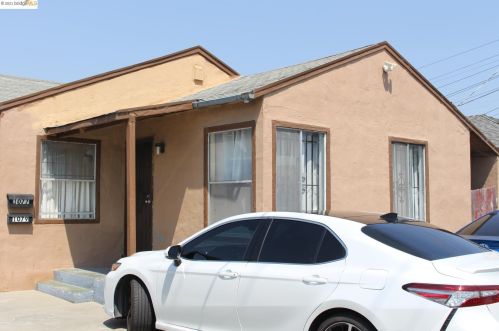 1079 100th Ave, Oakland, CA 94603-2332