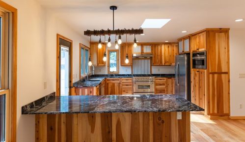12337 Red Quartz Ln, Grass Valley, CA