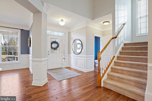 16143 Jordan Crest Ct, Haymarket VA  20169-4943 exterior