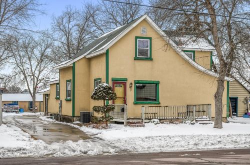 44 Prairie Ave, Faribault, MN 55021-5713