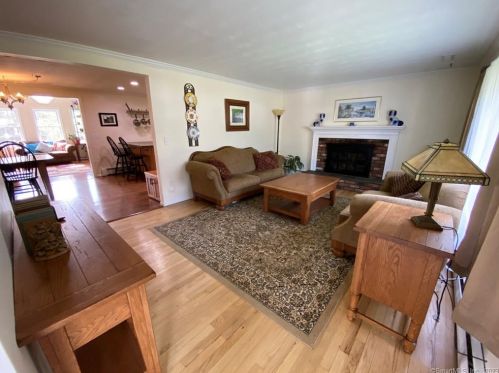 30 Marilyn Rd, Wapping, CT 06074-3463