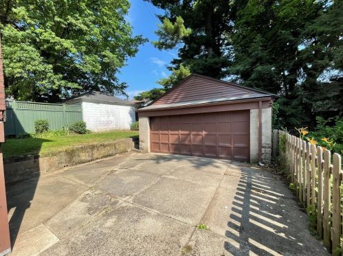 6655 Northumberland St, Pittsburgh, PA 15217-1312