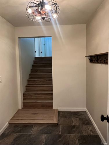 385 Vine St, Vacaville CA  95688-8704 exterior