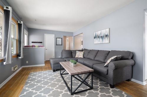 7206 June Ave, Minneapolis MN 55429-1325 exterior