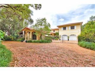 6630 72nd Ct, Miami, FL 33143-2907