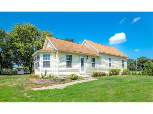 401 6th St, Dawson, IA 50066-7701
