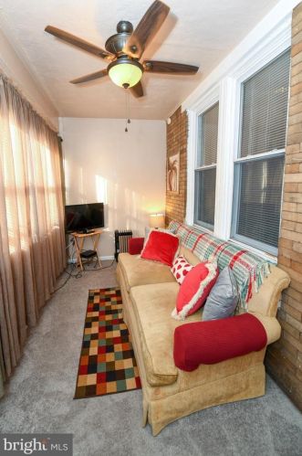5645 Hazel Ave, Philadelphia, PA 19143-1935