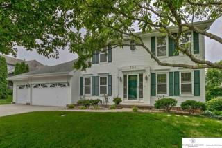 704 Fillmore St, Omaha, NE 68046-4323