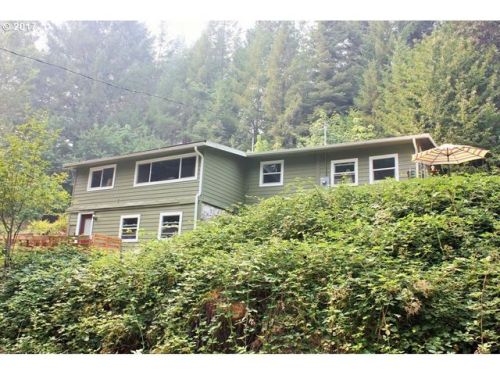 77088 Brock Rd, Oakridge OR  97463-9742 exterior