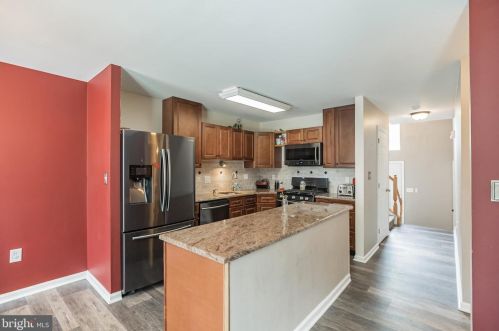 21 Fawn Ct, Lumberton Township NJ  08048-4279 exterior