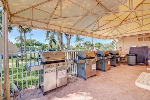 15449 Lakes Of Delray Blvd, Delray Beach FL  33484-4167 exterior