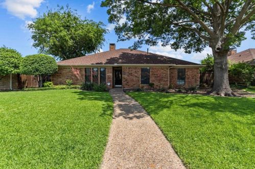 817 Spring Brook Dr, Allen, TX 75002-2207