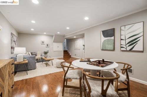 61 Calvert Ct, Oakland CA 94611-3436 exterior