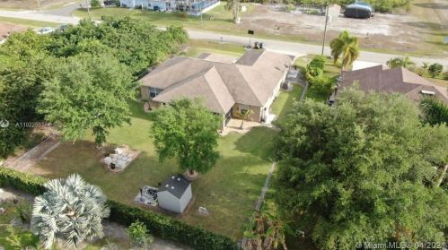 2808 47th St, Lehigh Acres, FL 33971-5883
