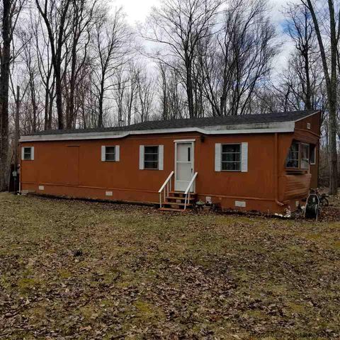 181 Oak Ridge Rd, Ellenville, NY 12428
