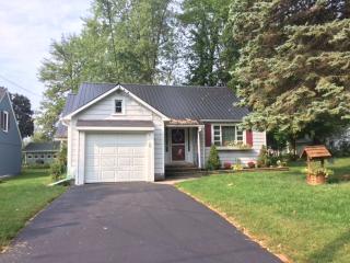 44 Ransom Ave, Massena Center, NY 13662-1735