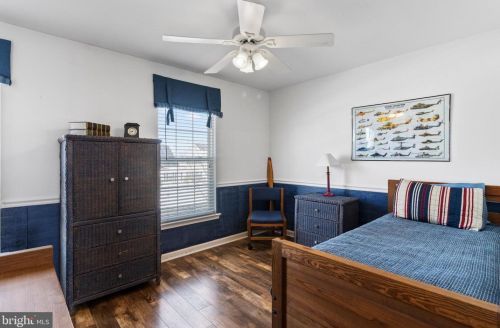 1583 Candace Ln, Yardley PA 19067-4484 exterior