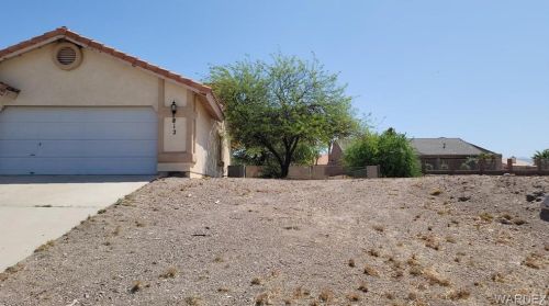 812 Park View Dr, Bullhead City, AZ 86429-7301