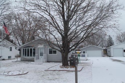 3026 Youngdale Ave, La Crosse WI  54603-1066 exterior