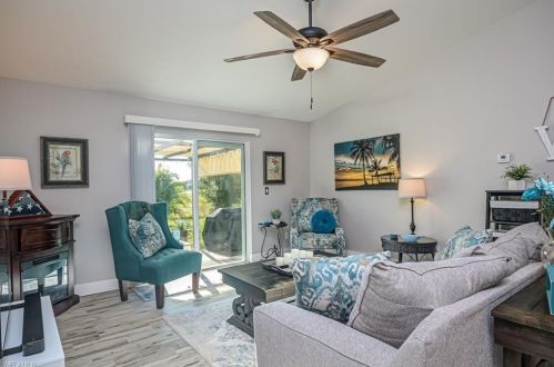 1123 4th Pl, Cape Coral FL  33990-0028 exterior