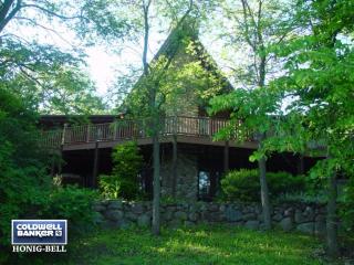 2248 Walburg Rd, Lyons, WI 53105-8606