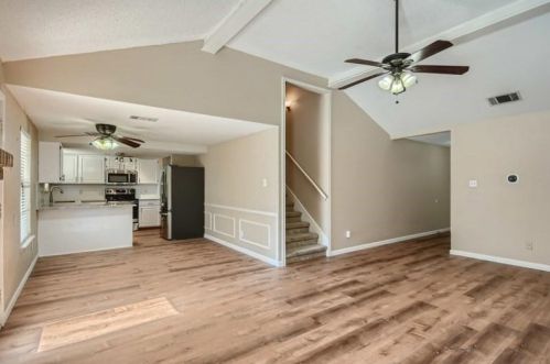 1720 Hastings Dr, Midlothian TX  76063-3366 exterior