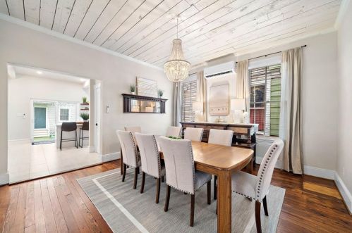 1021 Sealy St, Galveston TX 77550-3813 exterior