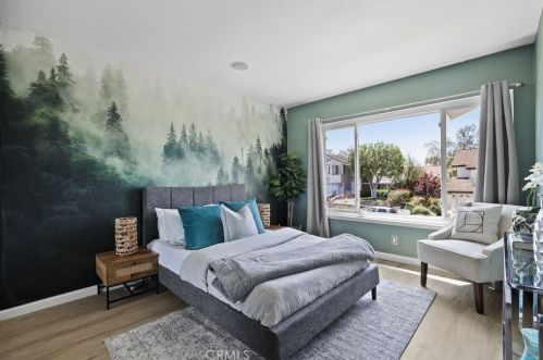 22112 Comanche Rd, El Toro CA  92630-3510 exterior