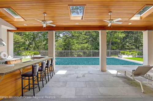2120 Baileys Corner Rd, Belmar, NJ 07719-2201