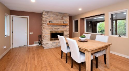 8801 Hart Dr, Waterford WI  53185-1364 exterior