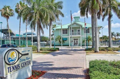 2755 Atlantic Ave, Delray Beach FL  33445-4483 exterior